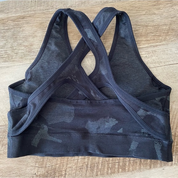 Gymshark ⚡️ | Adapt Camo Sports Bra - Picture 4 of 5